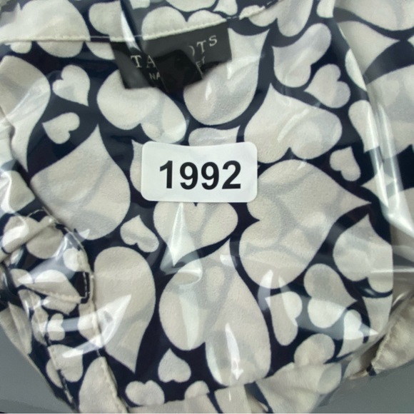 Talbots Nantucket Heart Navy Cream Button Down LS Top Wms Sz Large - Picture 13 of 14